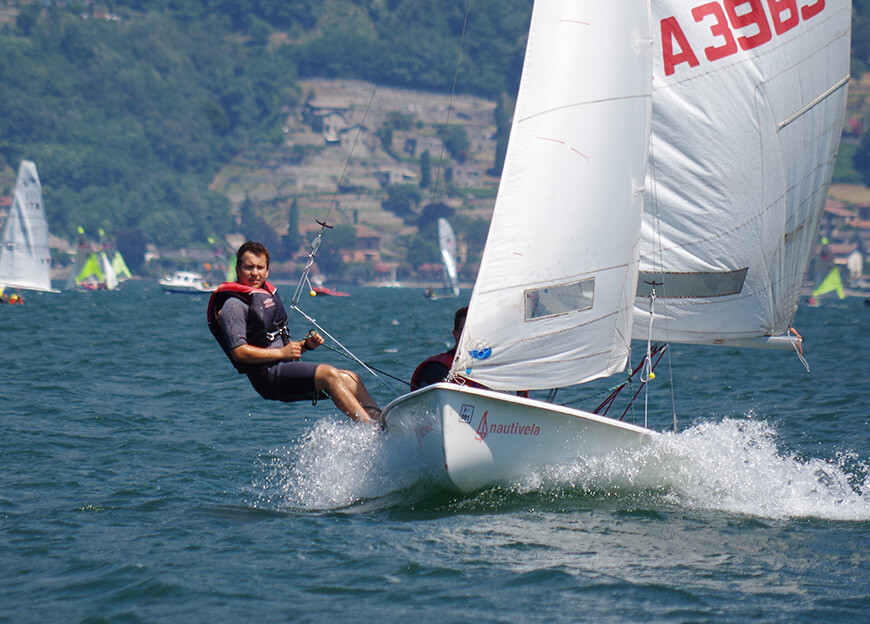 corso di vela avanzato lago di Como vicino a Milano